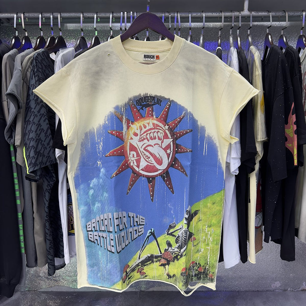 Rough Play Sunkiss Battle Graphic Sleeveless T-Shirt — context