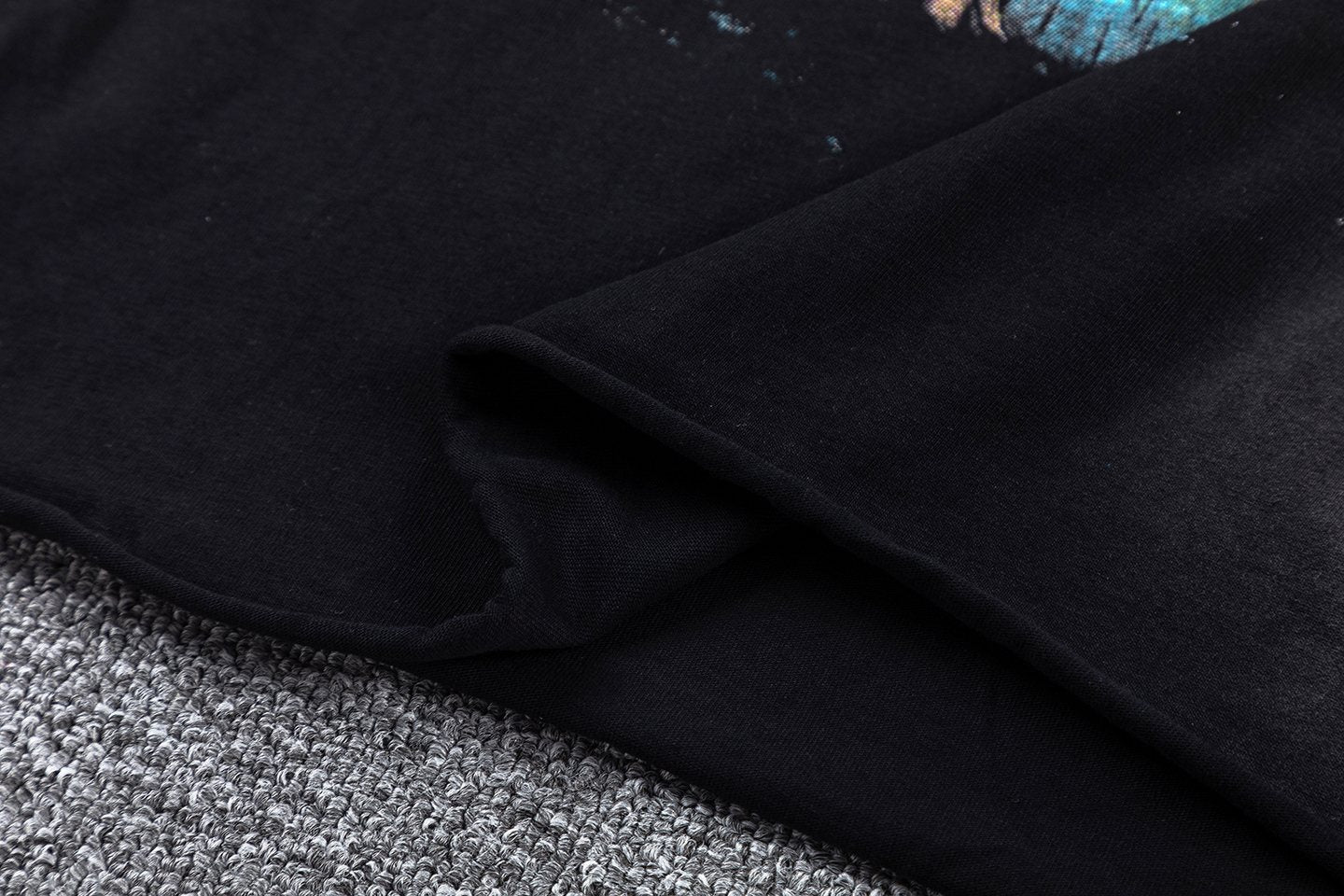 HARMONY Football Graphic Short-Sleeve T-Shirt — fabric_closeup