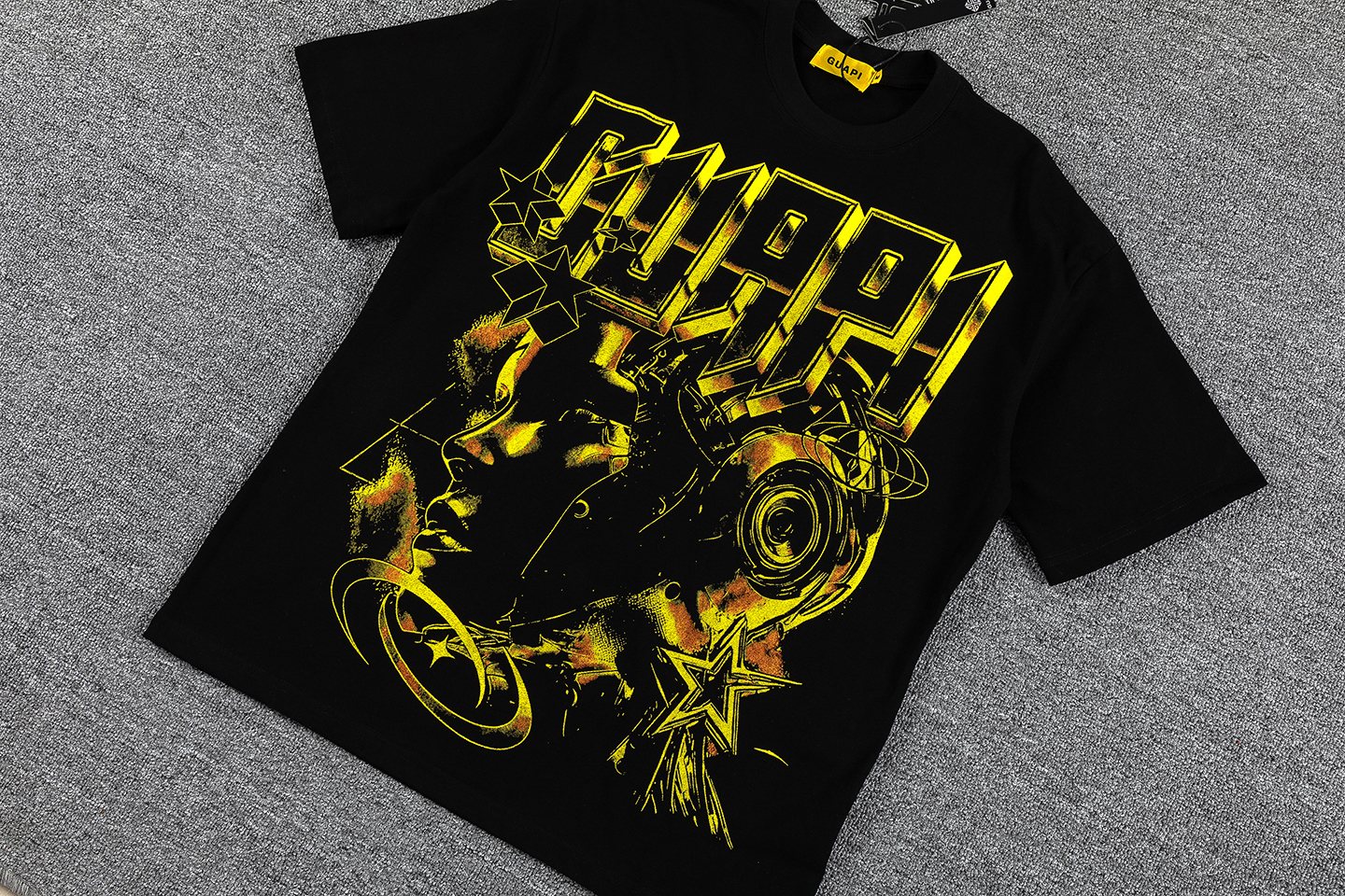 GUAPI Lost in Space Astronaut Graphic T-Shirt — front