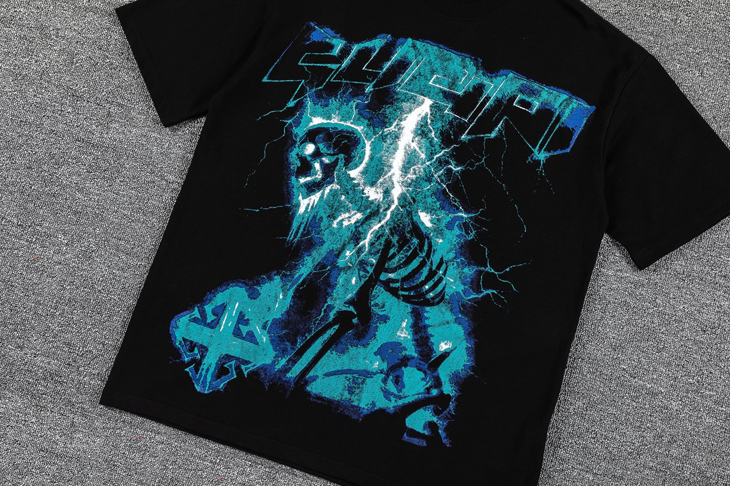 GUAPI Blue Graphic Black T-Shirt — front