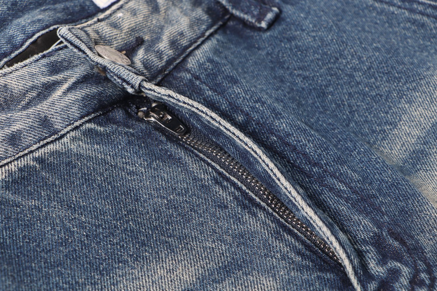 Hellstar Washed Blue Distressed Straight-Leg Jeans — detail