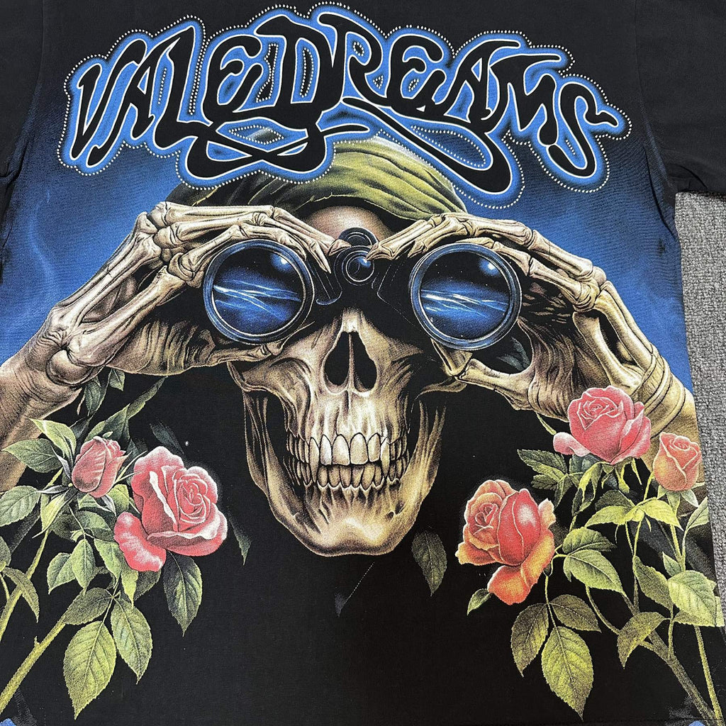VALE USA Skull & Roses Rhinestone Short-Sleeve T-Shirt — detail