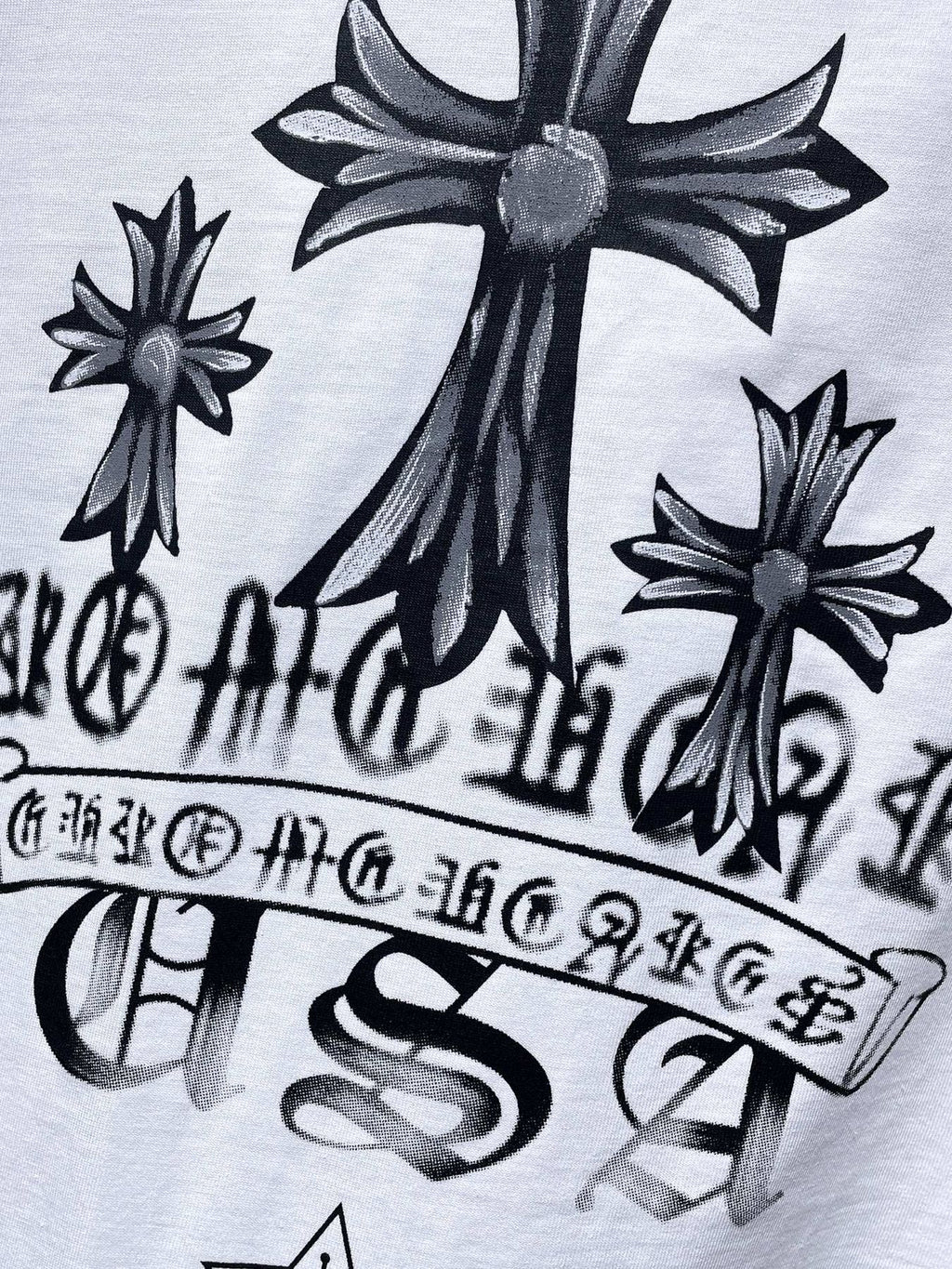 Chrome Hearts Floral Cross USA Graphic T-Shirt — fabric_closeup