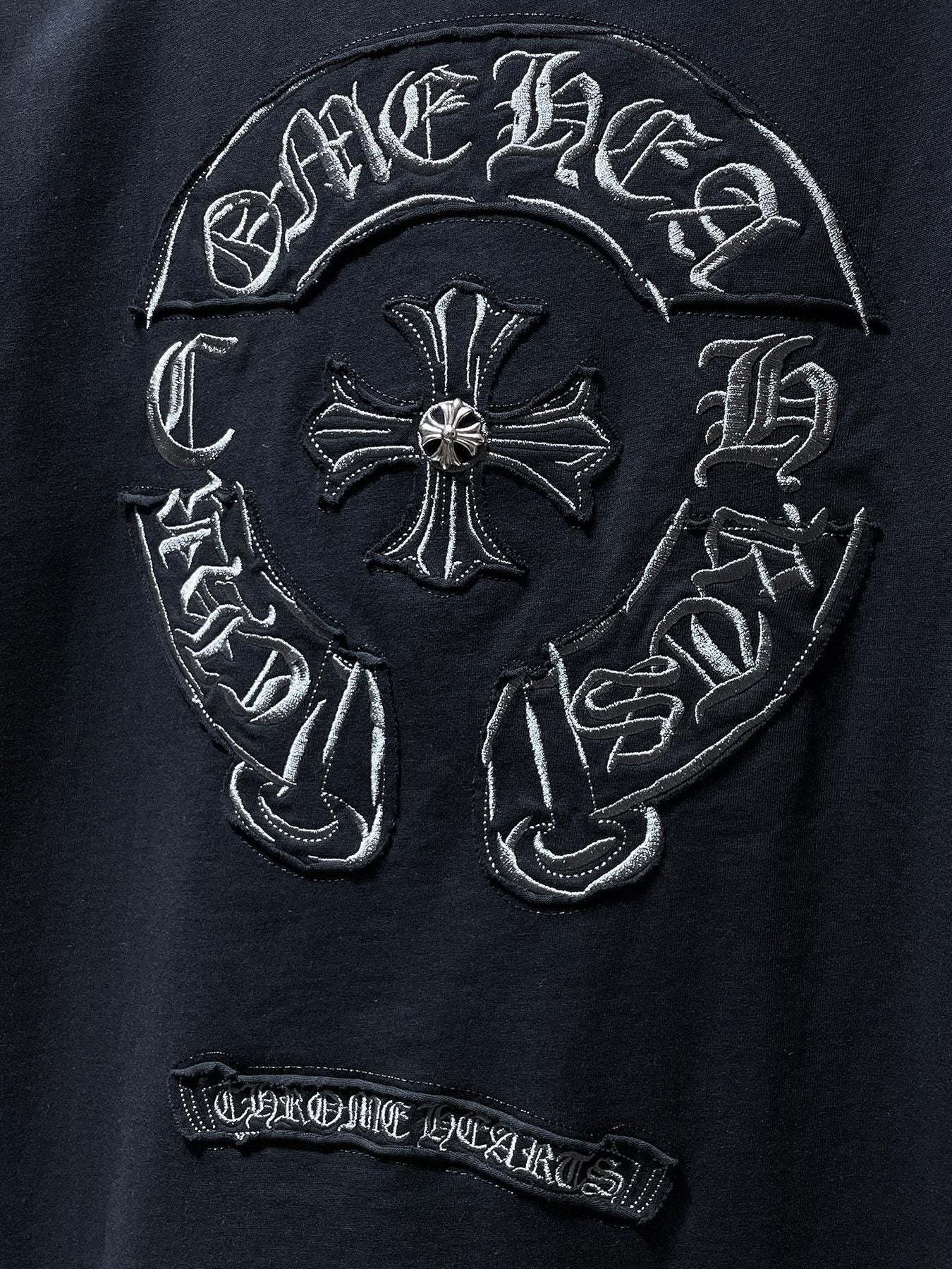 Chrome Hearts Cross & Horseshoe Embroidered Short-Sleeve T-Shirt — detail
