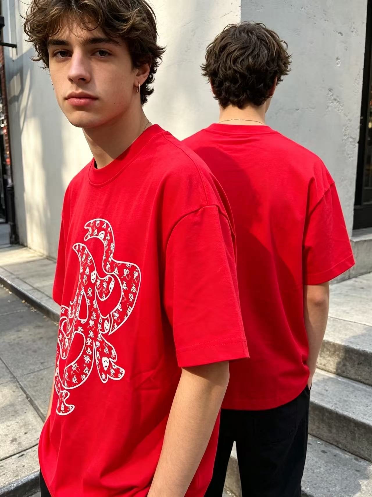 Asaali Abstract Graphic T-Shirt — context
