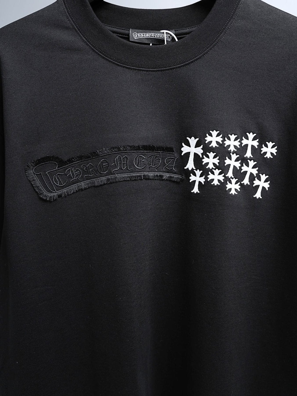 Chrome Hearts Clustered Cross Short-Sleeve T-Shirt — detail