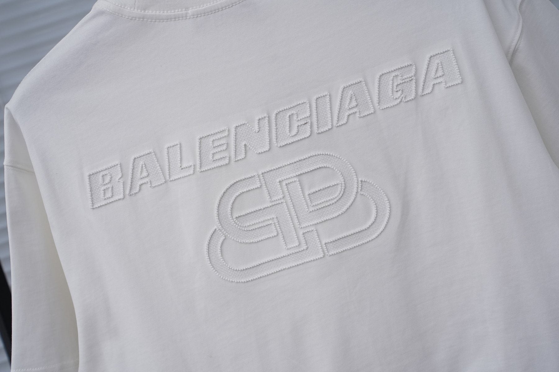 Balenciaga Tonal Logo Graphic T-Shirt — detail