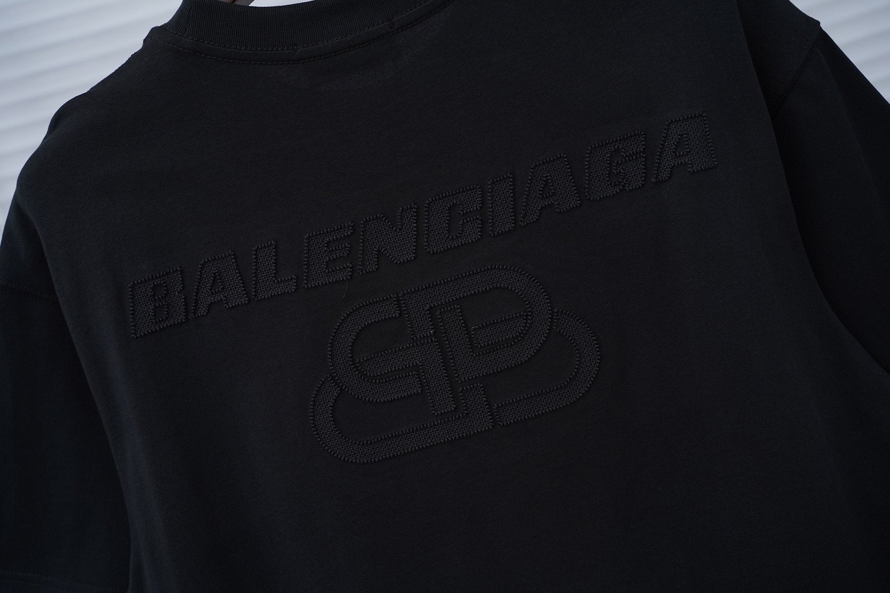 Balenciaga Tonal Logo Graphic T-Shirt — detail