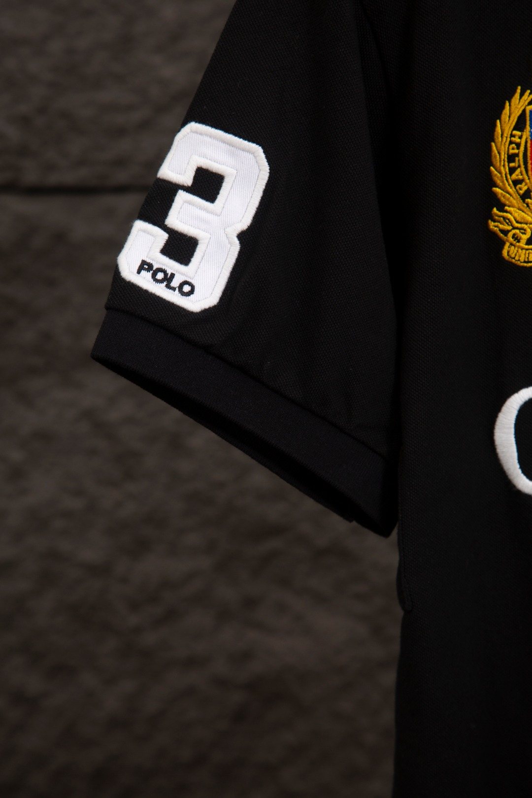 Test2-Ralph Lauren Chicago Crest Piqué Polo Shirt — detail